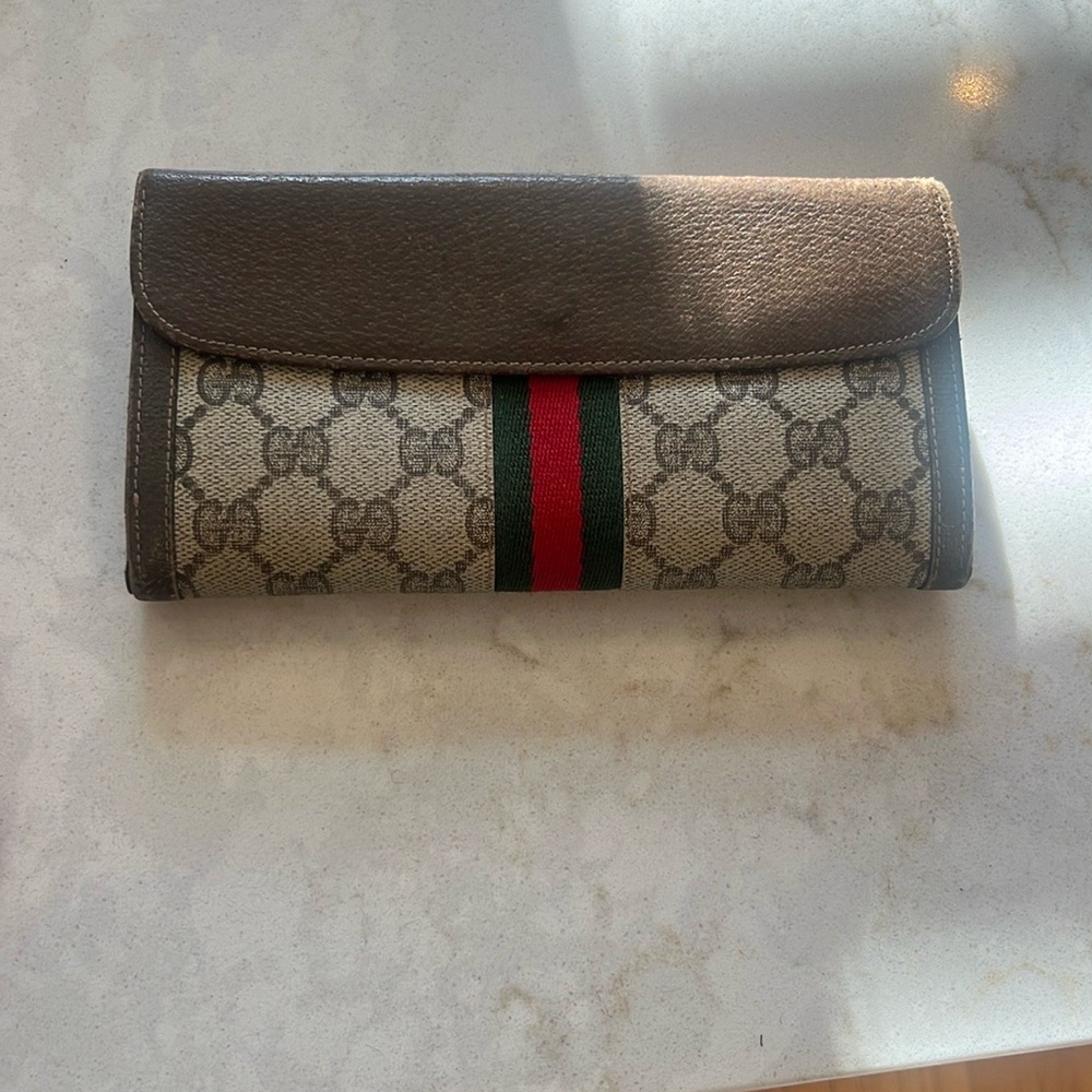 Vintage Gucci Long Wallet - Picture 2 of 10